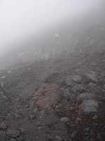 MtFuji-27JUN04-50.JPG (79118 bytes)